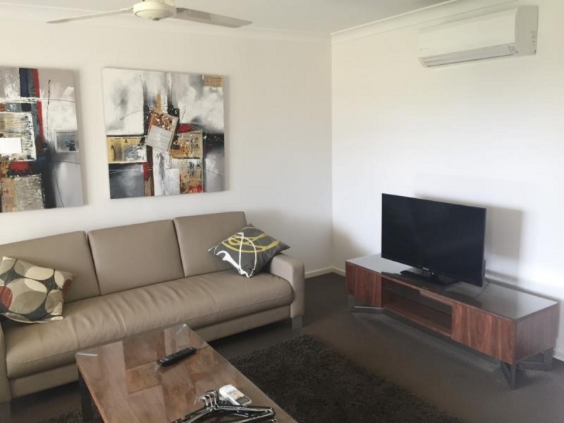 47 Anna Meares Avenue, Gracemere QLD 4702